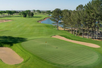 Rockwind Golf Course, Hole with Flag